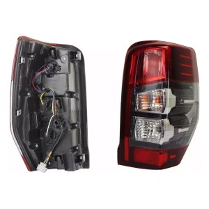 Calavera Mitsubishi L200 Led Derecha 2020 2021 2022 Copiloto